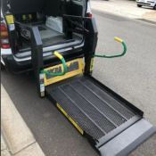 2003 Toyota Hiace COMMUTER Manual Van/Minivan wheel chair lift