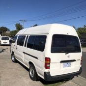 TOYOTA 2002 AUTOMATIC HIACE 13 SEATER COMMUTER
