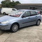 2004 FORD FOCUS 4 DOOR HATCH   1.8 LITRE ENGINE   4 CYLINDER   UNLEADED FUEL   5 SPEED MANUAL   DUAL