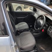2004 FORD FOCUS 4 DOOR HATCH   1.8 LITRE ENGINE   4 CYLINDER   UNLEADED FUEL   5 SPEED MANUAL   DUAL